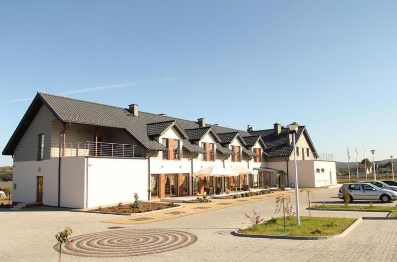 Gosciniec Europejski Miedziana Góra Buitenkant foto