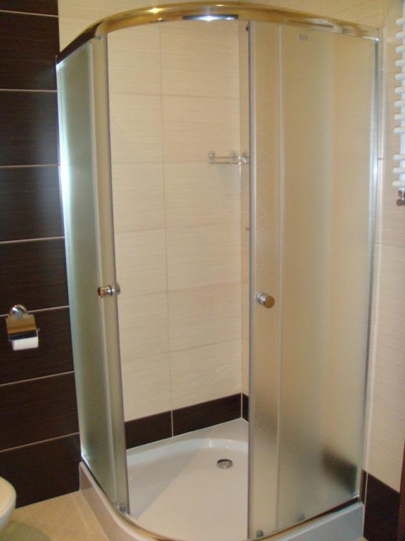 Gosciniec Europejski Miedziana Góra Kamer foto